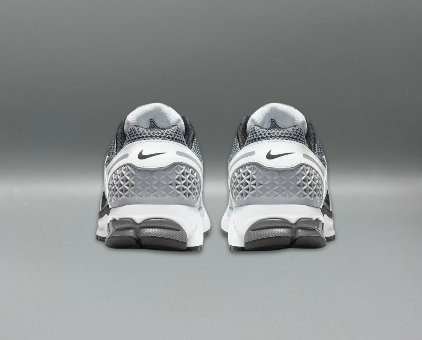 Nike Zoom Vomero 5 "Dark Grey"