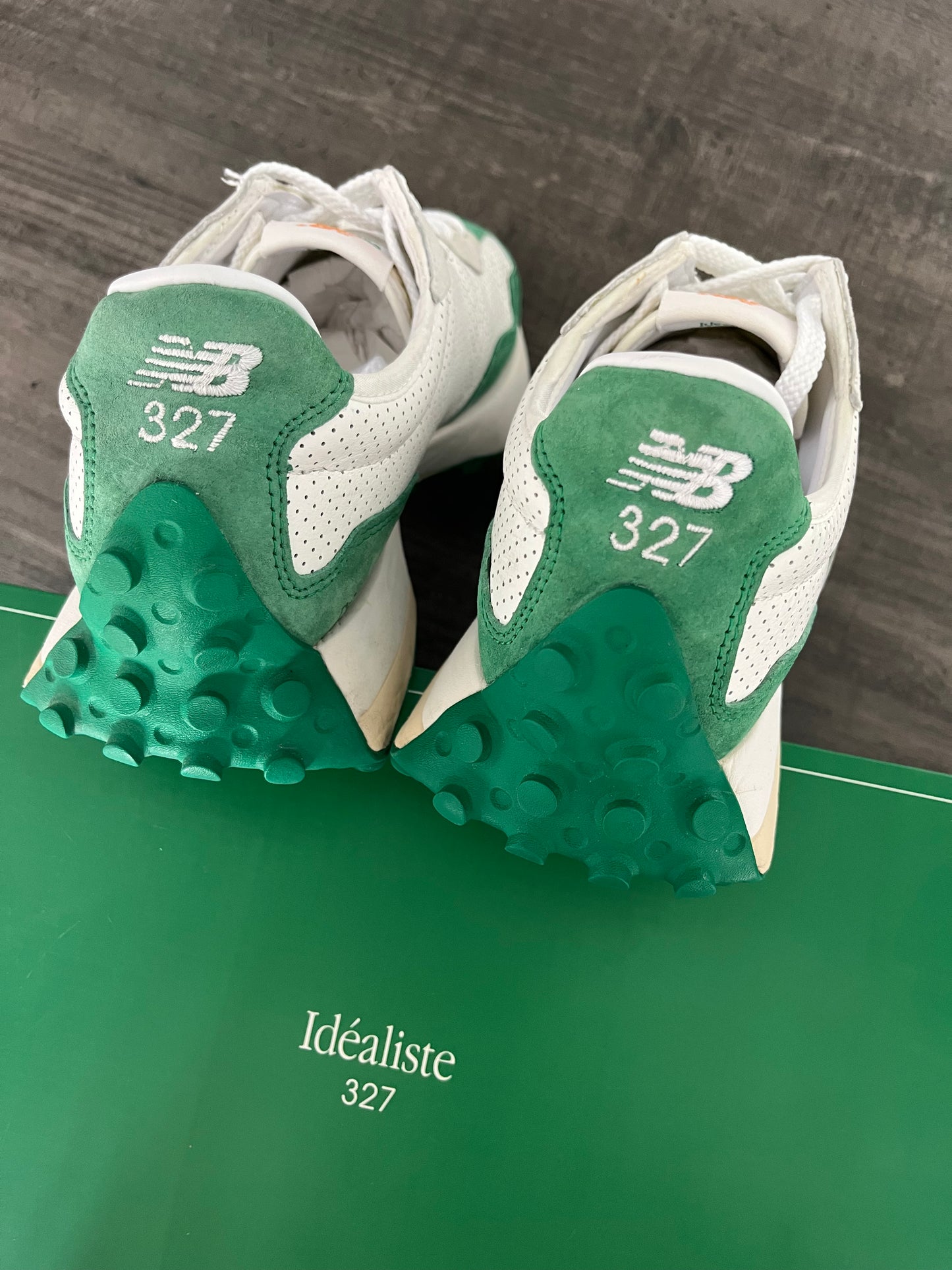 Seconde-Main New Balance 327 x Casablanca "Idealist" (Taille : 44)