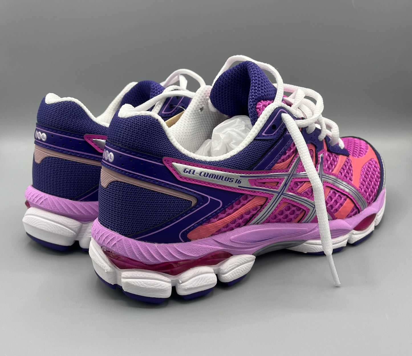 Asics Gel-Cumulus 16 "Digital Sakura"