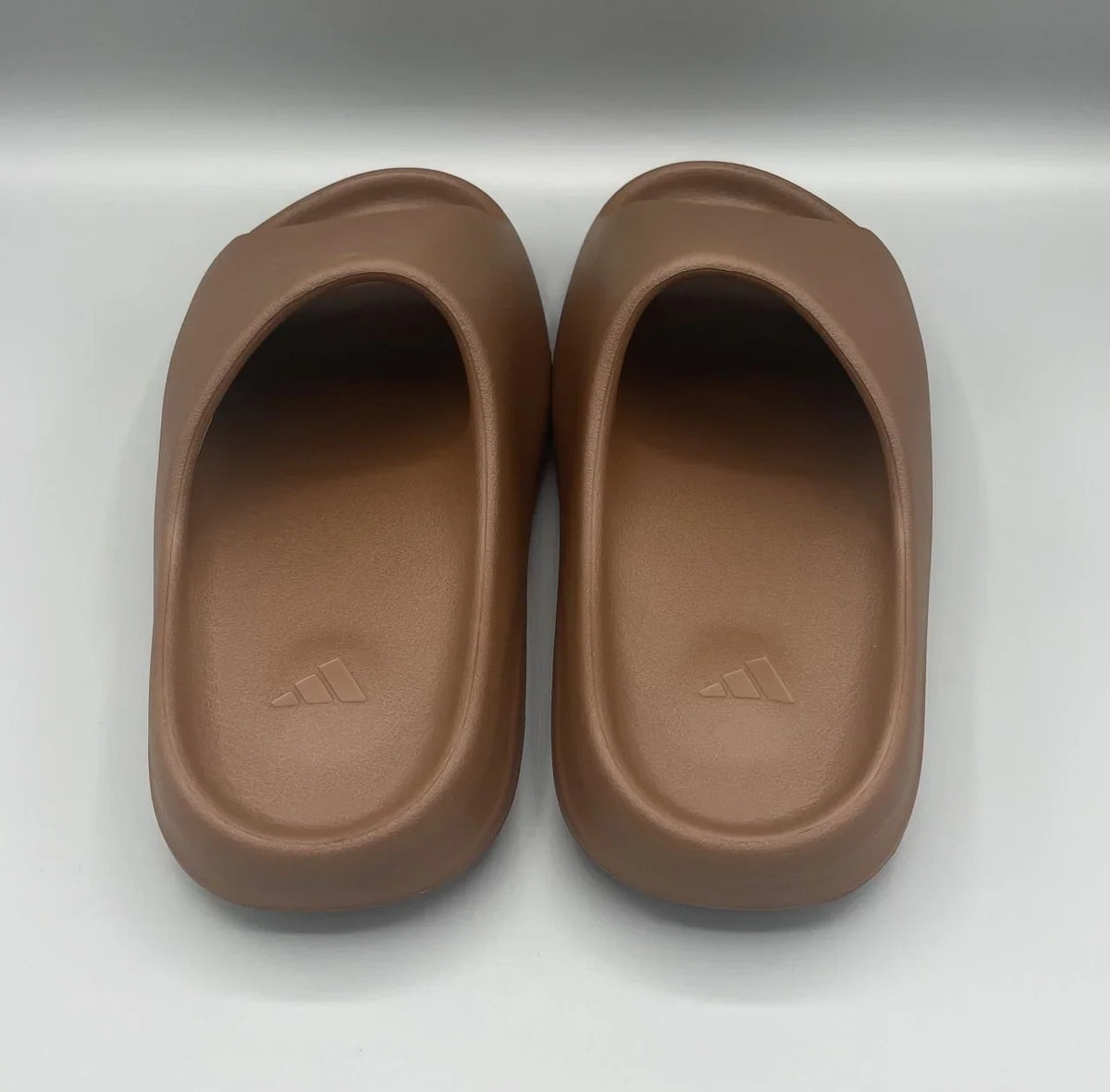 Yeezy Slide "Flax" - snkrs83