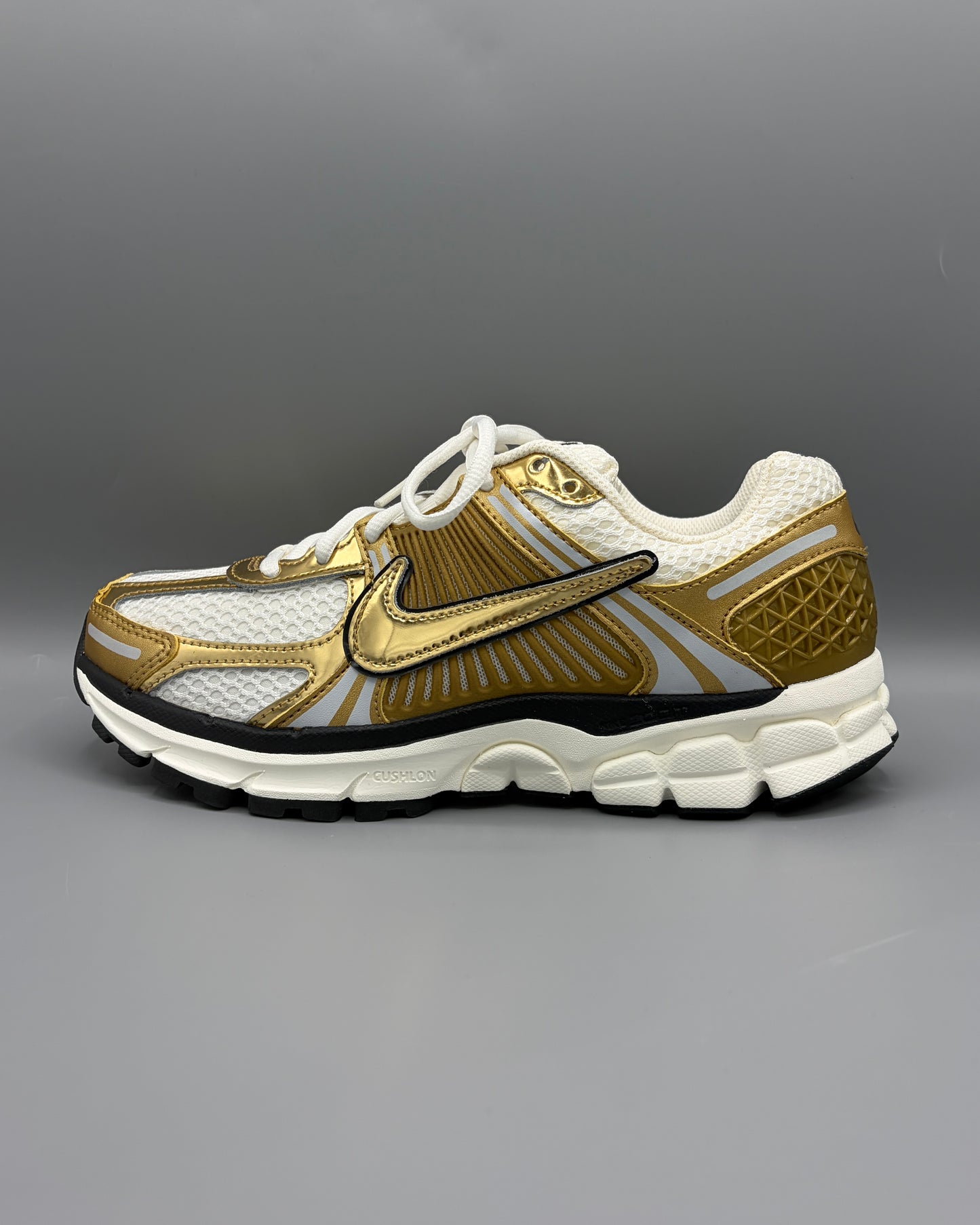 Zoom Vomero 5 "Gold"