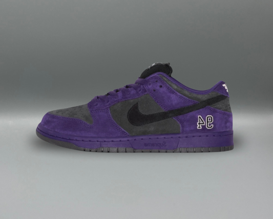 Nike SB Dunk Low x Supreme "Ink"