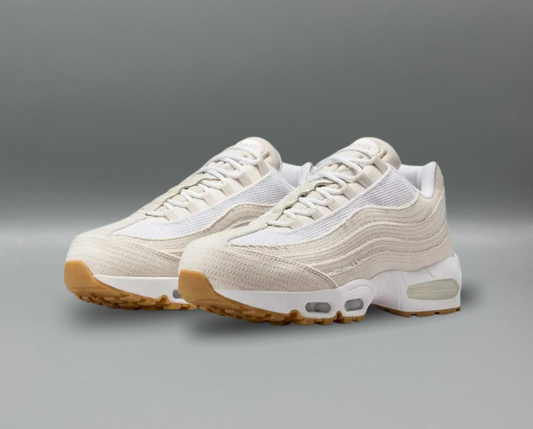 Nike Air Max 95 OG X Levi’s "Light Orewood Brown"