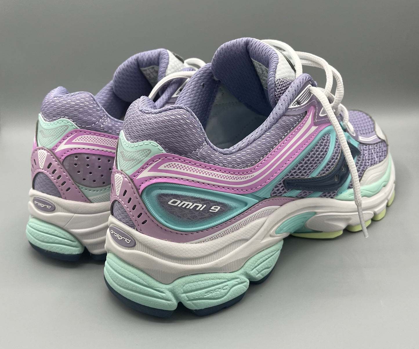 Saucony ProGrid Omni 9 "Wisteria"