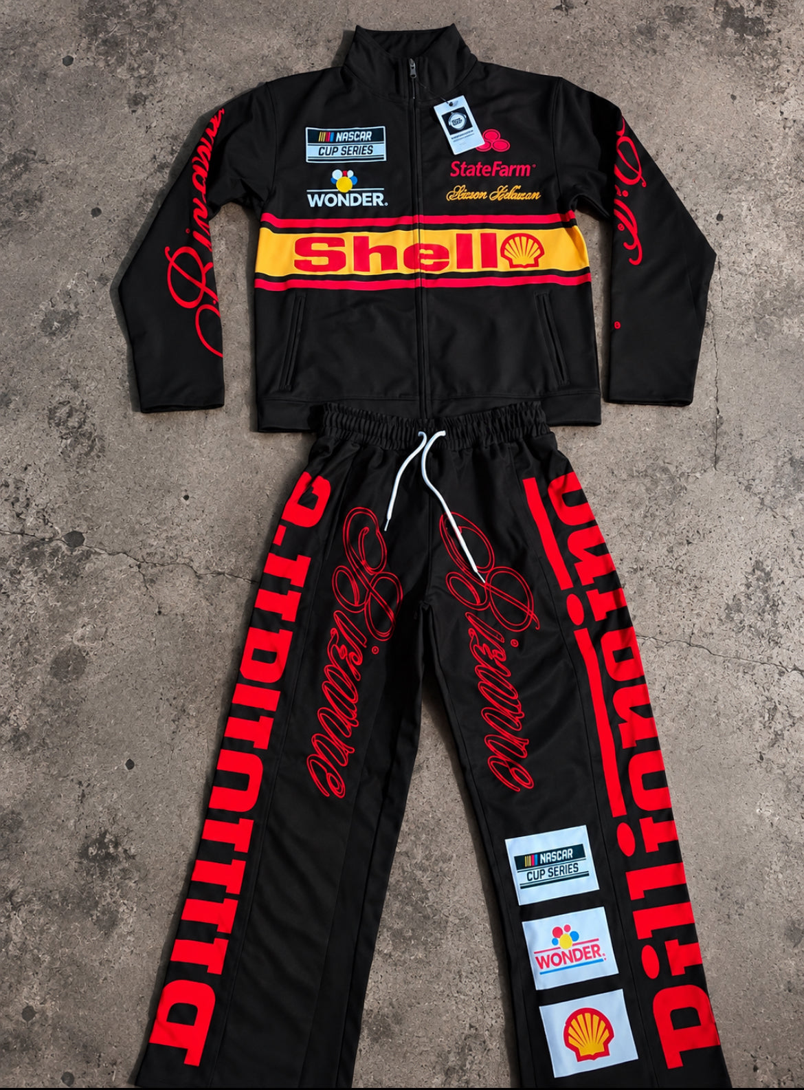 Ensemble Racing Team Black Red