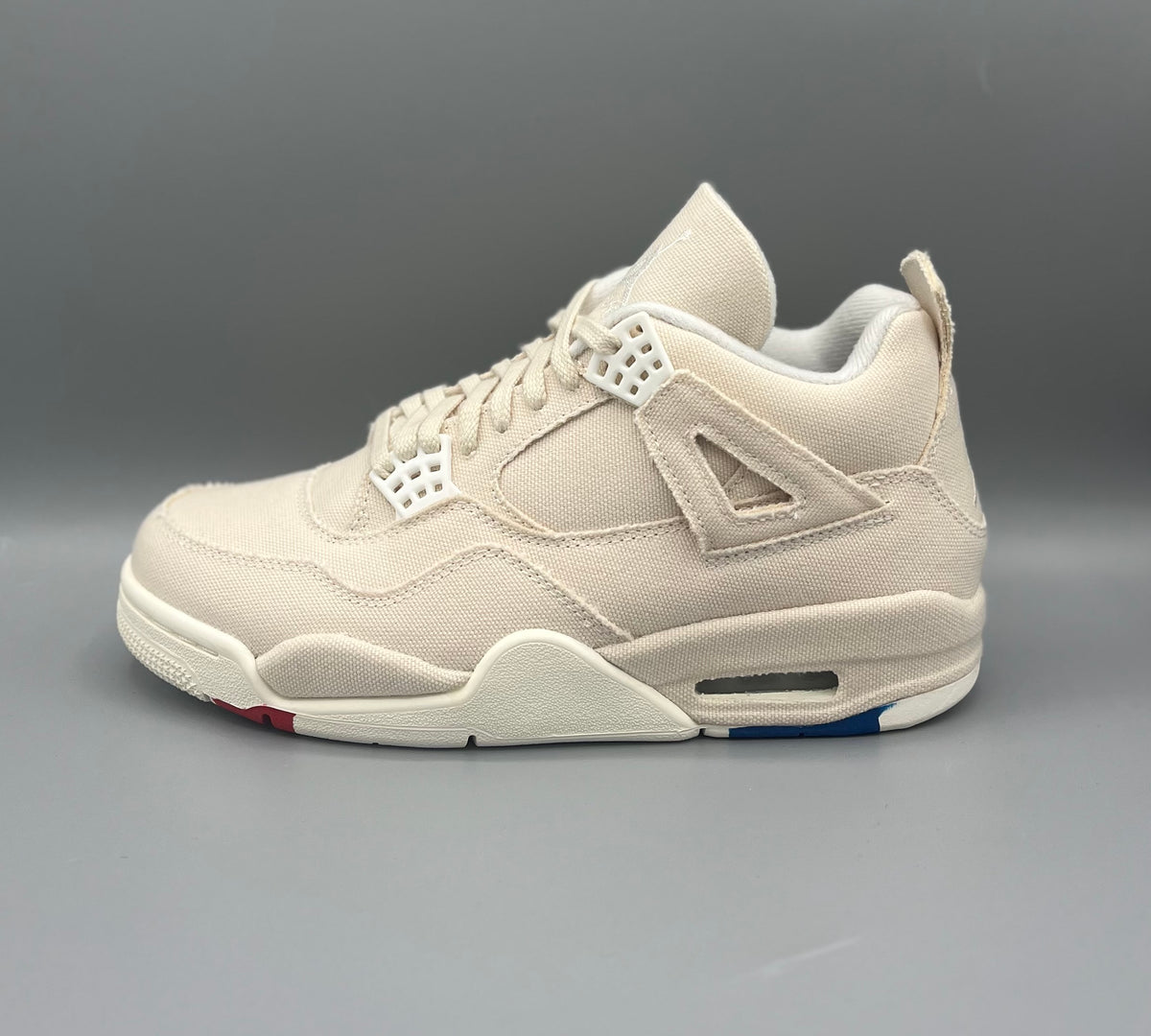 Air Jordan 4 Retro "Blank Canvas"
