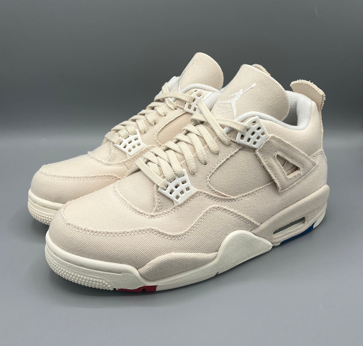 Air Jordan 4 Retro "Blank Canvas"