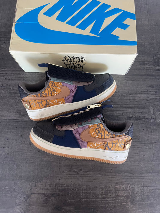 Seconde-Main Nike Air Force 1 Low x Travis Scott "Cactus Jack" (Taille : 40.5)
