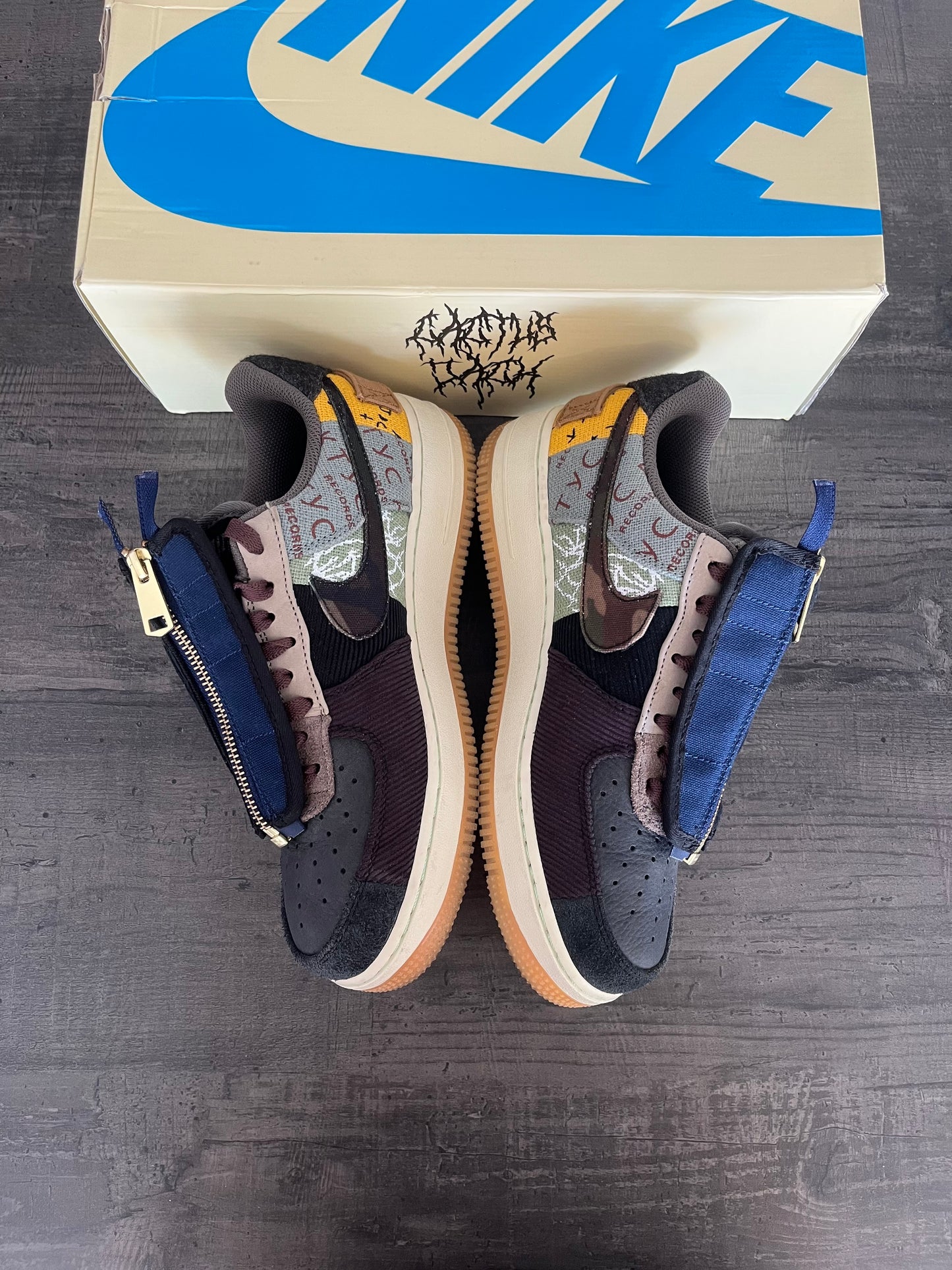 Seconde-Main Nike Air Force 1 Low x Travis Scott "Cactus Jack" (Taille : 40.5)