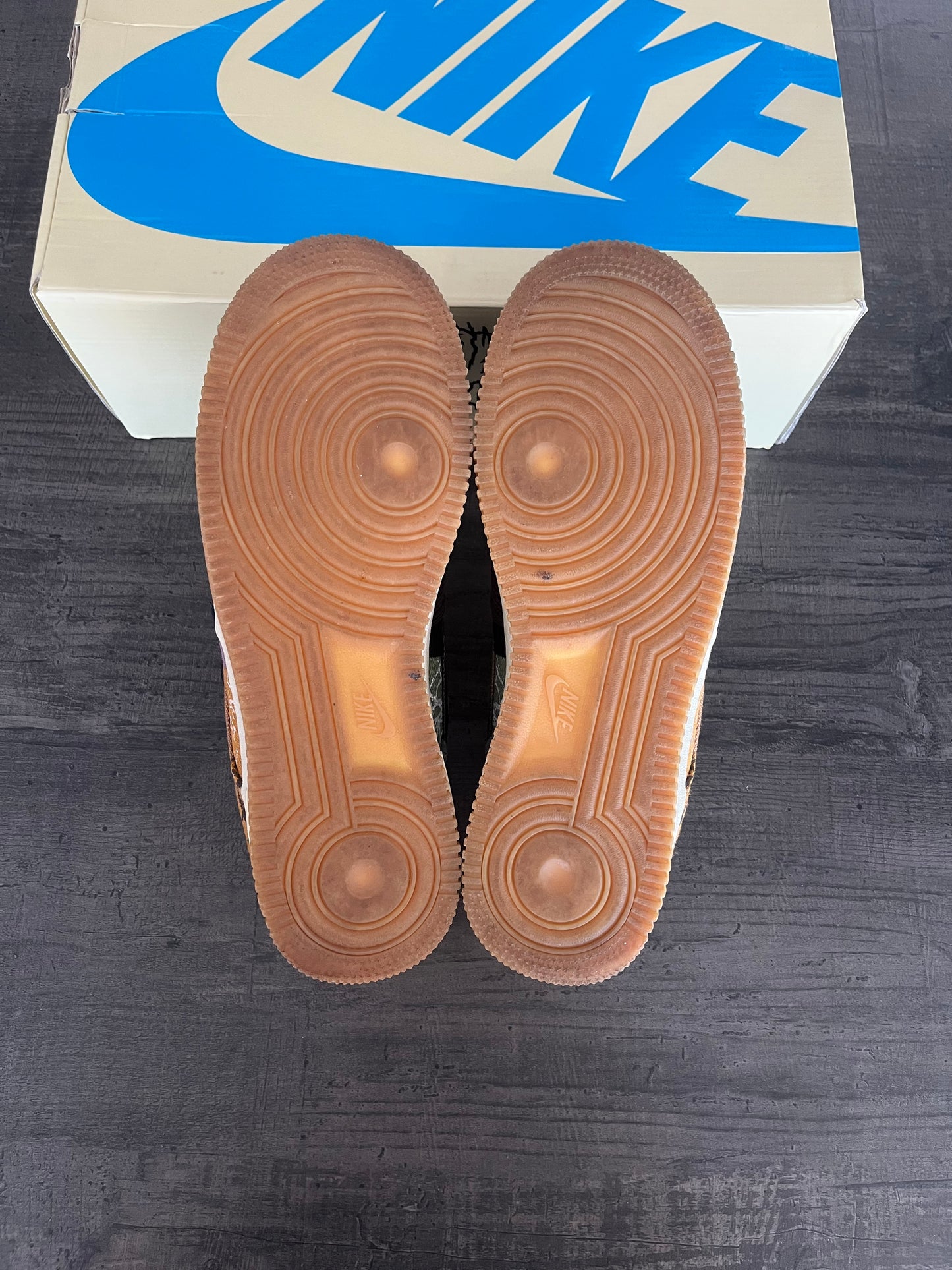 Seconde-Main Nike Air Force 1 Low x Travis Scott "Cactus Jack" (Taille : 40.5)
