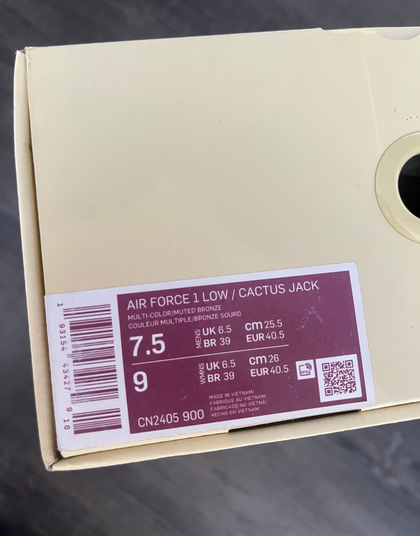 Seconde-Main Nike Air Force 1 Low x Travis Scott "Cactus Jack" (Taille : 40.5)