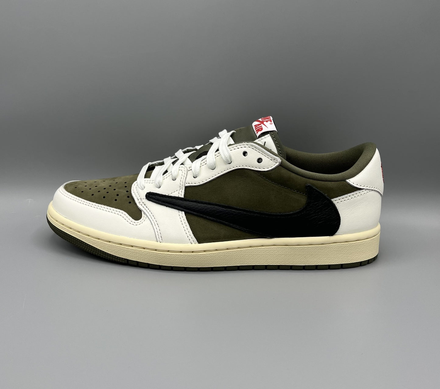 Air Jordan 1 Low OG SP x Travis Scott "Medium Olive"