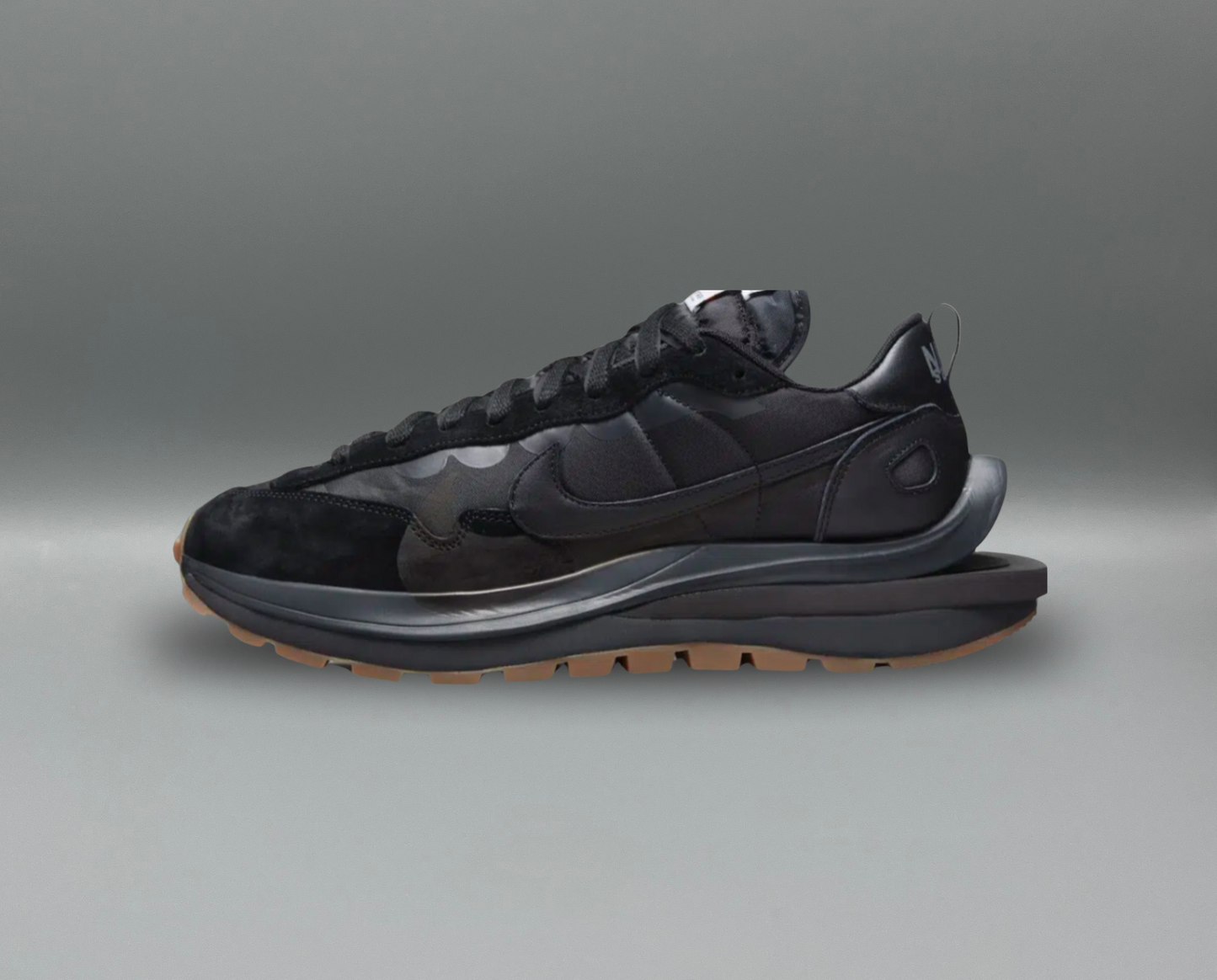Nike Vaporwaffle x Sacai "Black Gum"