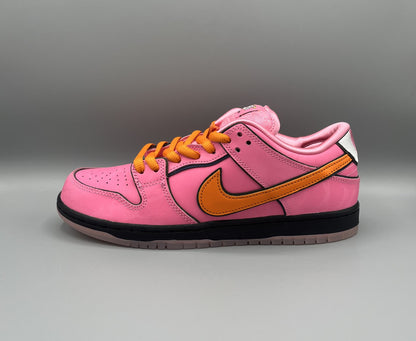 Nike SB Dunk Low x The Powerpuff Girls "Blossom"